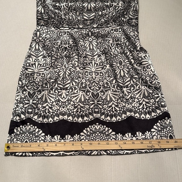 WHBM Black and White Print Satin Strapless Dress Size 12 - Picture 5 of 14